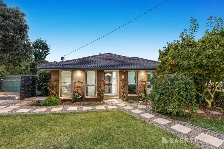 1 Arkarra Court, Mooroolbark VIC 3138