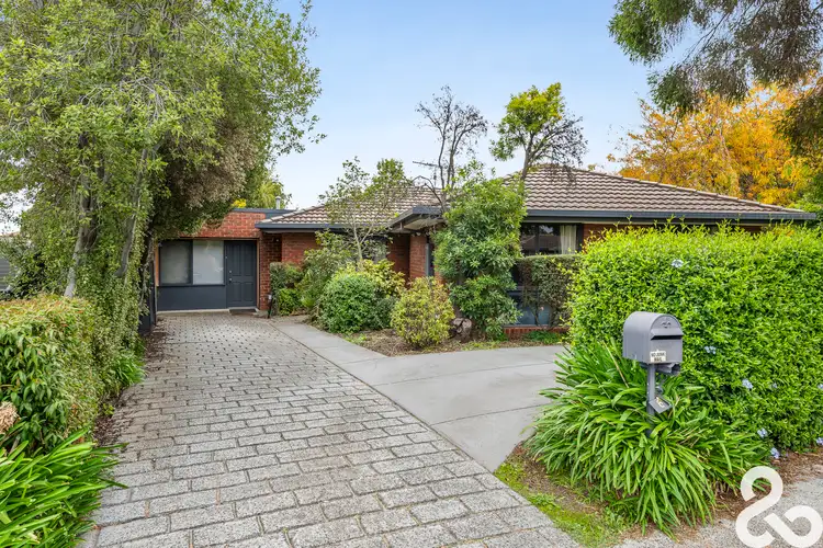 6 Canary Court, Mill Park VIC 3082
