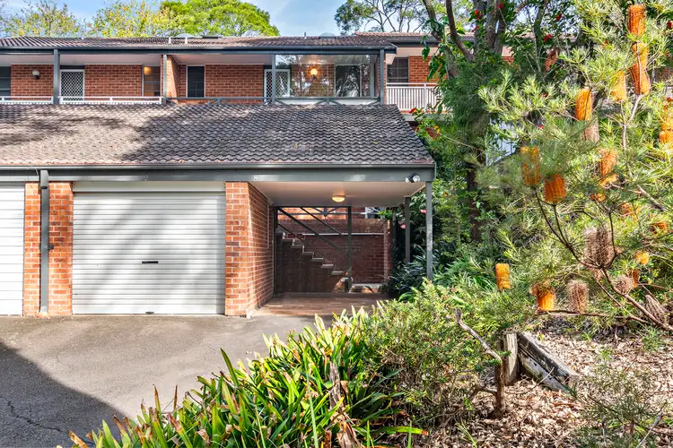 2/15 Huddart Avenue, Normanhurst NSW 2076