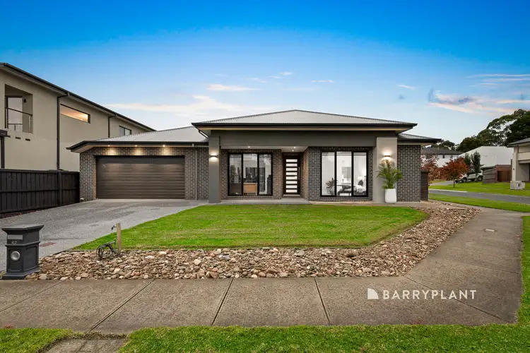 42 Oakview Boulevard, Narre Warren North VIC 3804