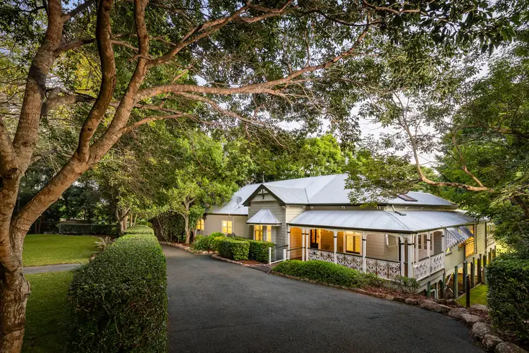 125 Airlie Road, Pullenvale QLD 4069