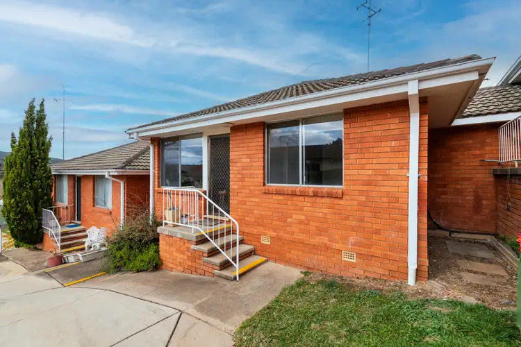 3/12 Atholbar Way, Queanbeyan NSW 2620