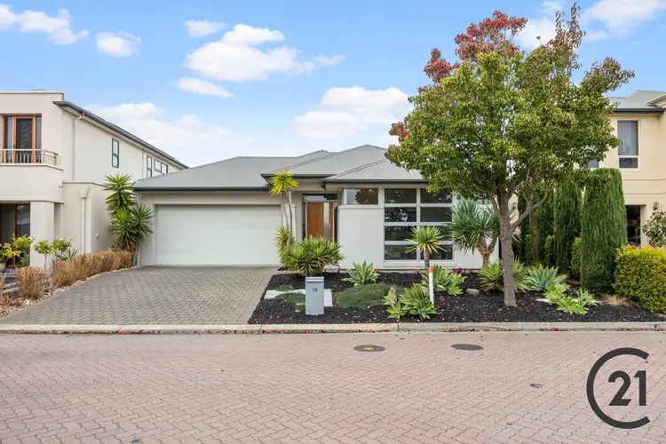 18 Medallion Drive, Grange SA 5022