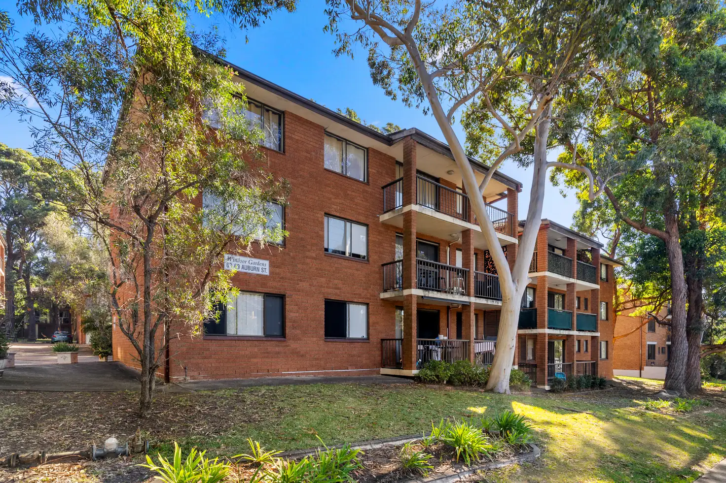 Main view of Homely unit listing, 10/63 Auburn Street, Sutherland NSW 2232