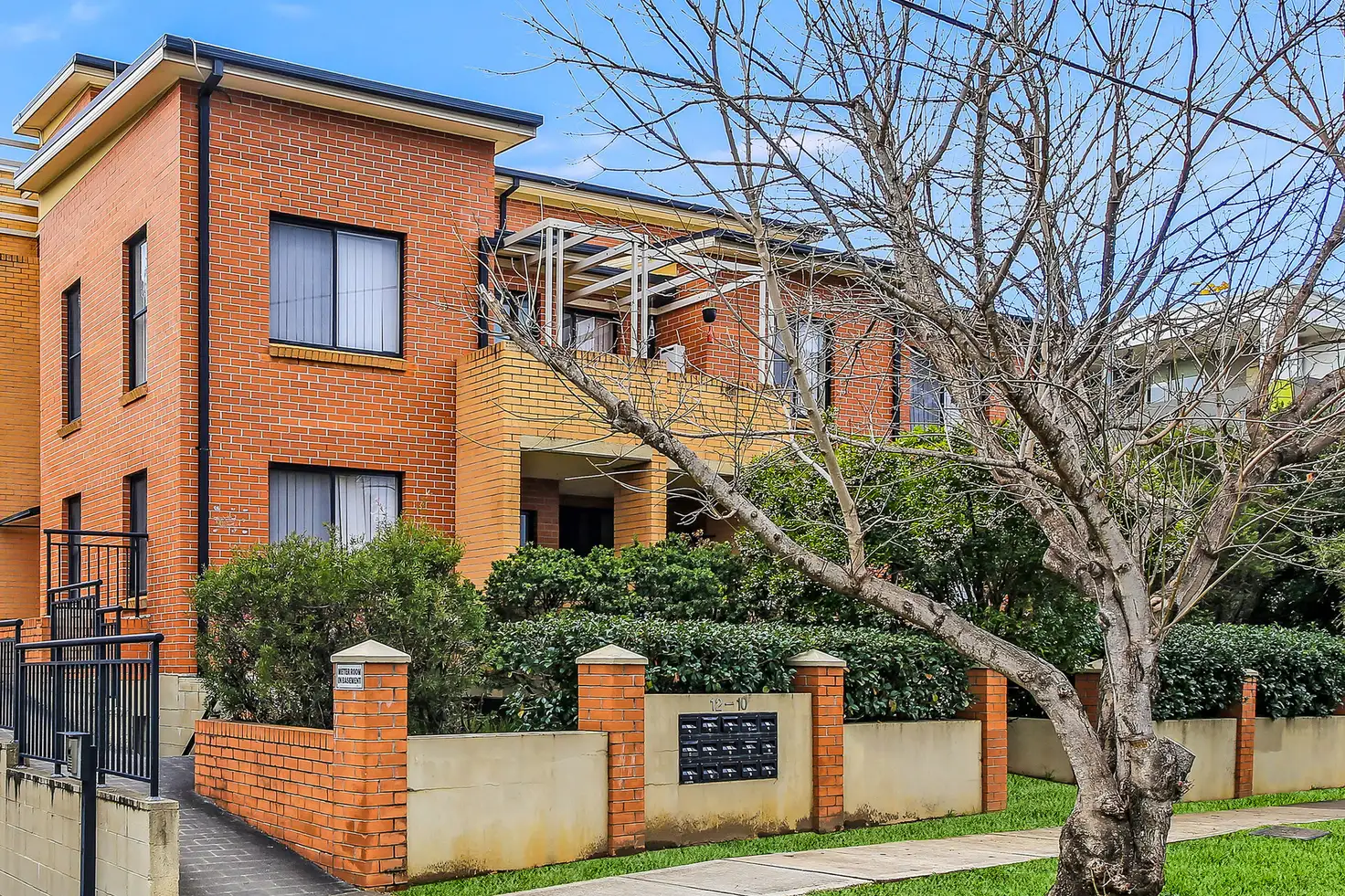 Main view of Homely unit listing, 10/10 Reid Avenue, Westmead NSW 2145
