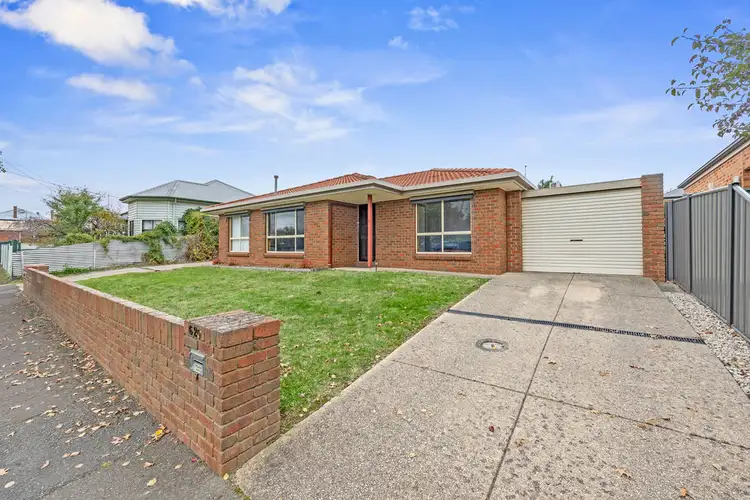 1/620 Doveton Street North, Soldiers Hill VIC 3350