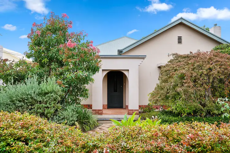 15 Carruth Road, Torrens Park SA 5062