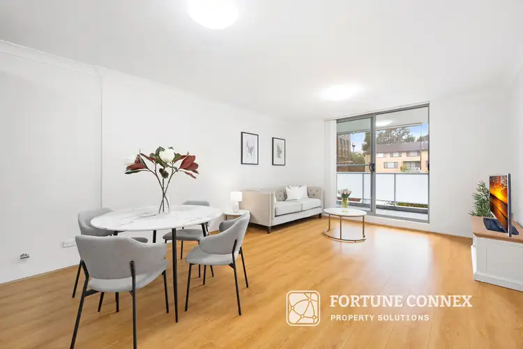 33/17 MacArthur Street