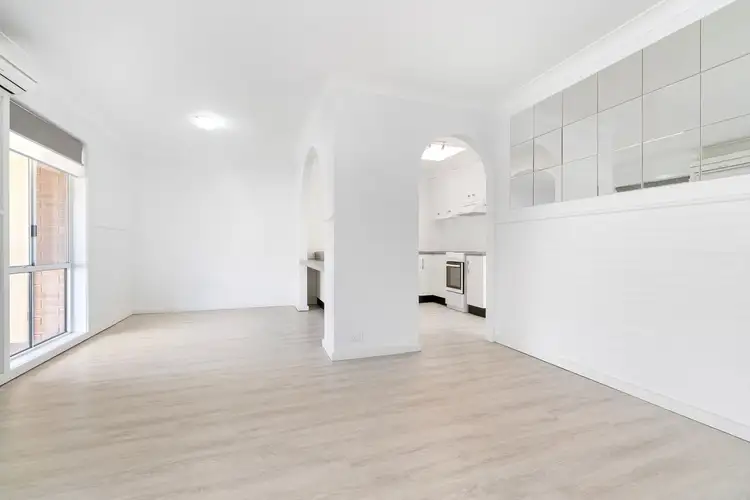 Sixth view of Homely apartment listing, 4/737 East Street, East Albury NSW 2640