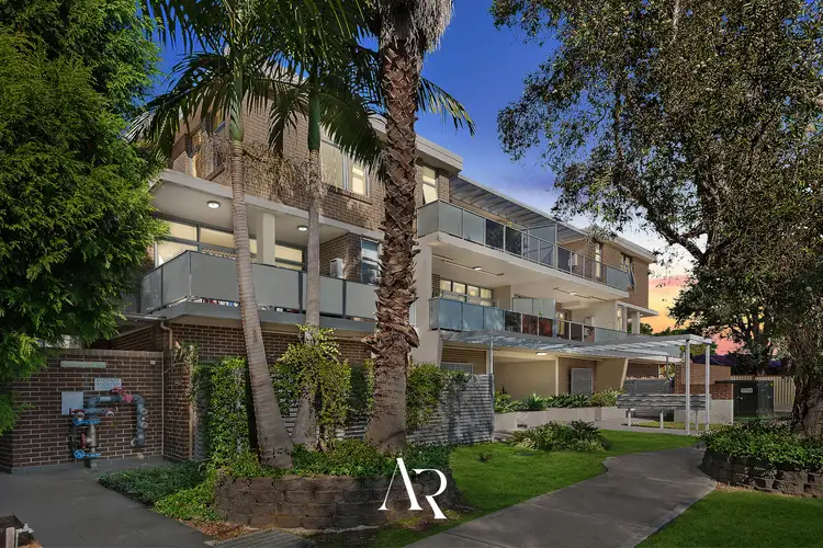 11/5-7 Richards Avenue, Peakhurst NSW 2210
