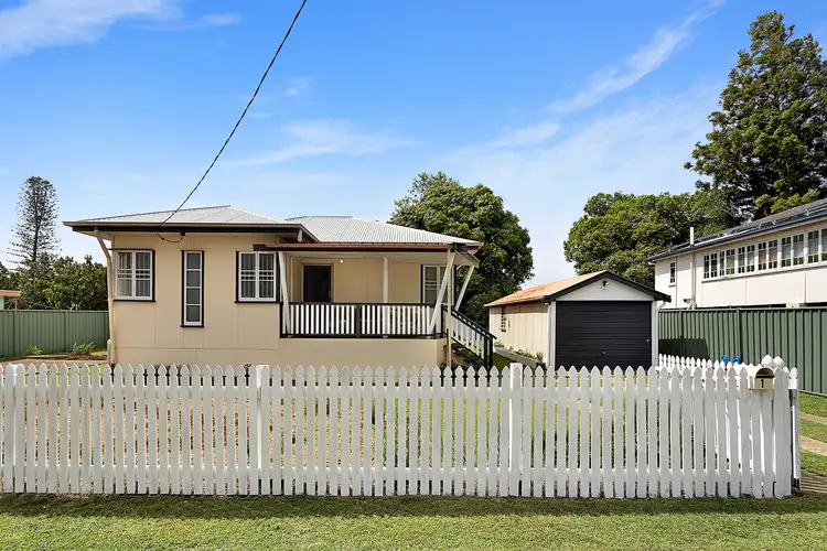 1 Medcraf Street, Park Avenue QLD 4701