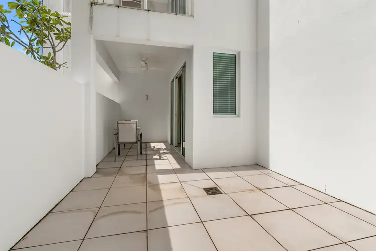Sixth view of Homely apartment listing, 8/201 Lake Street, Cairns North QLD 4870