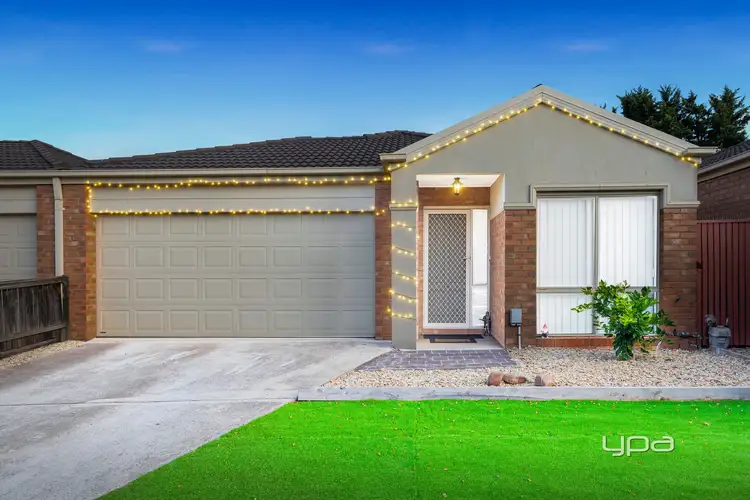 Main view of Homely house listing, 16 Tintern Loop, Hillside VIC 3037