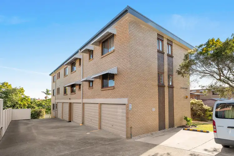 1/51 Amelia Street, Coorparoo QLD 4151