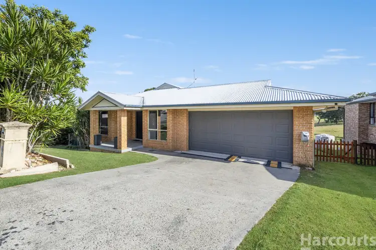 Second view of Homely house listing, 15 Springfields Drive, Greenhill NSW 2440