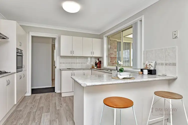 Fifth view of Homely house listing, 5 Aaron Cove, Rutherford NSW 2320