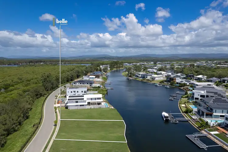 166 Lake Serenity Boulevard, Helensvale QLD 4212