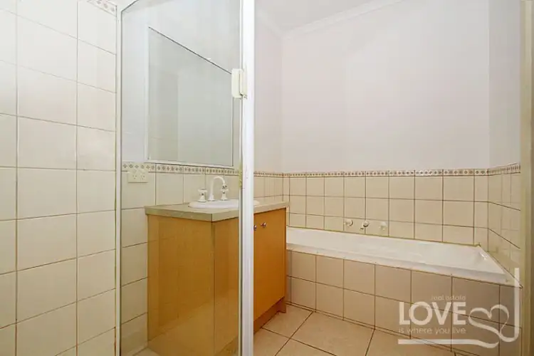 Fifth view of Homely townhouse listing, 4B Warrawee Drive, Bundoora VIC 3083