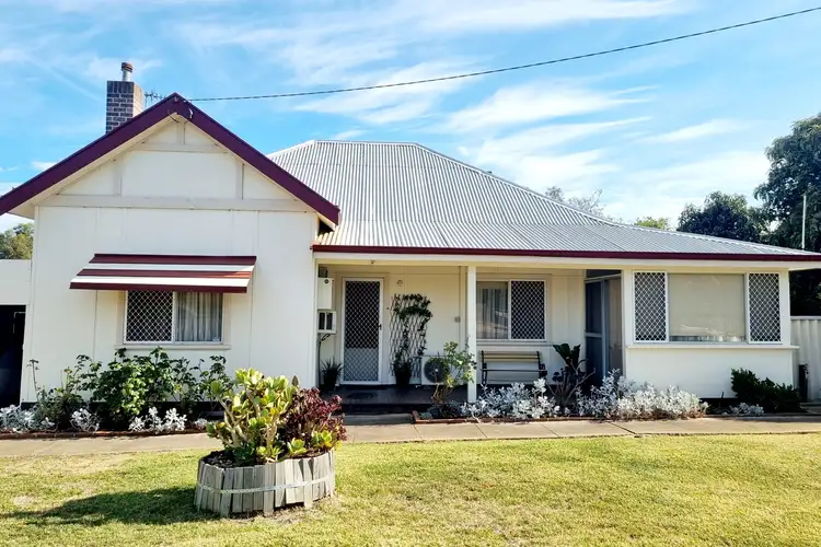 14 Beach Street, Katanning WA 6317
