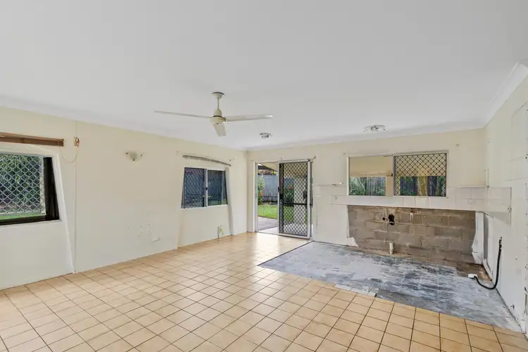Sixth view of Homely house listing, 2 Lotus Place, Mooroobool QLD 4870