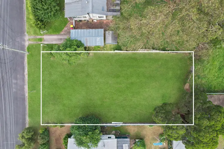 6 Emmett Street, Tahmoor NSW 2573