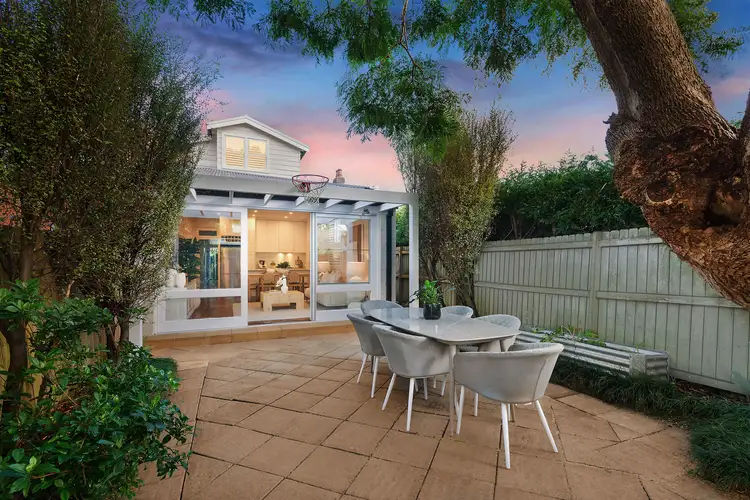 102 Holtermann Street, Crows Nest NSW 2065