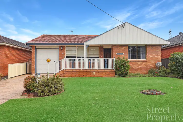 11 Bellett Street, Kotara NSW 2289