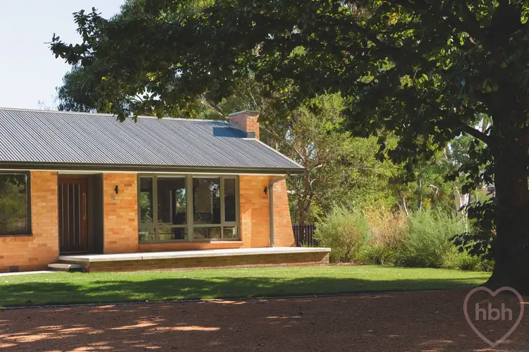 76 Irvine Street, Watson ACT 2602