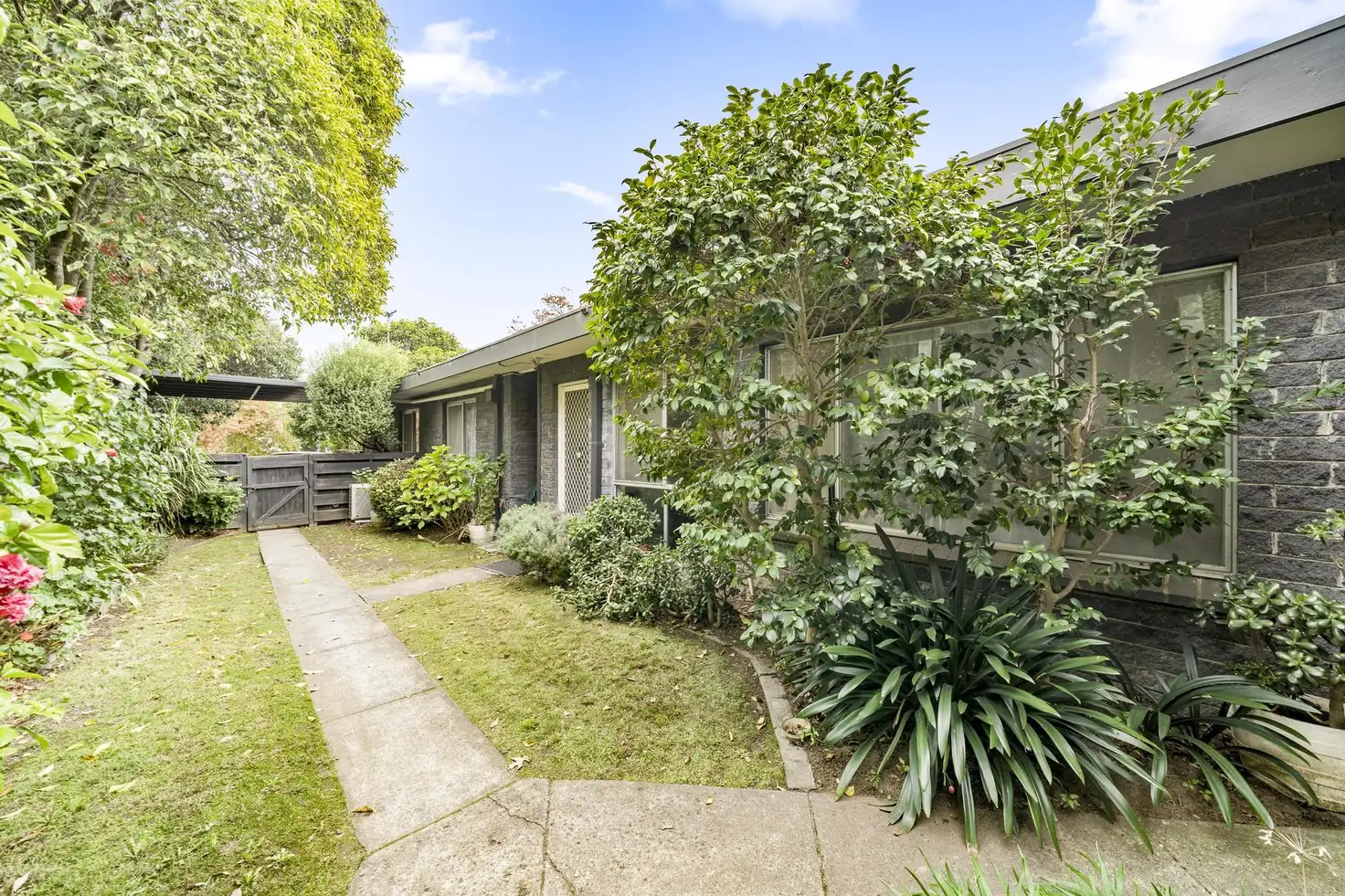 Main view of Homely unit listing, 1/5 Carson Crescent, Hawthorn VIC 3122