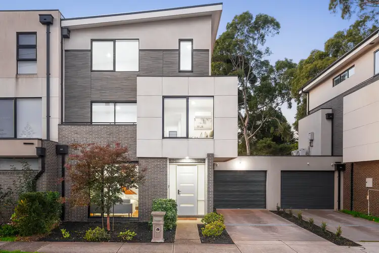 369 Manningham Road, Doncaster VIC 3108