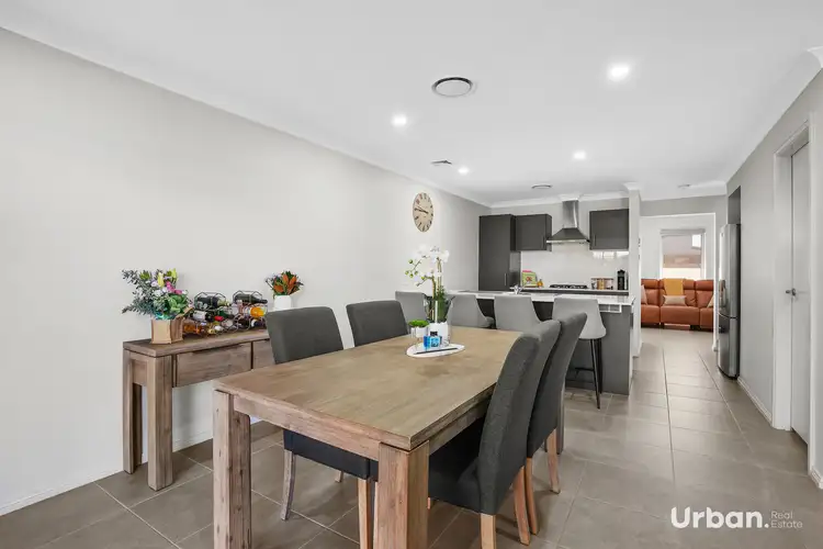 4 Laura Street, Oran Park NSW 2570