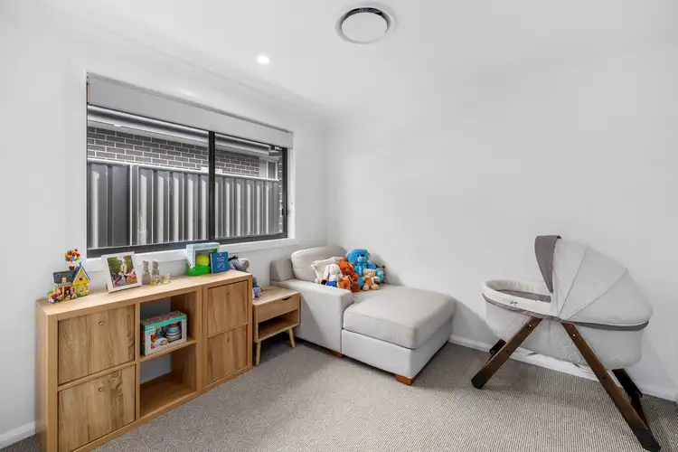 Fifth view of Homely house listing, 5 Angus Place, Tamworth NSW 2340