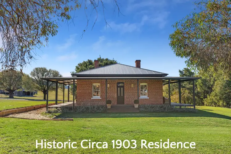 18 Reno Road, Gundagai NSW 2722