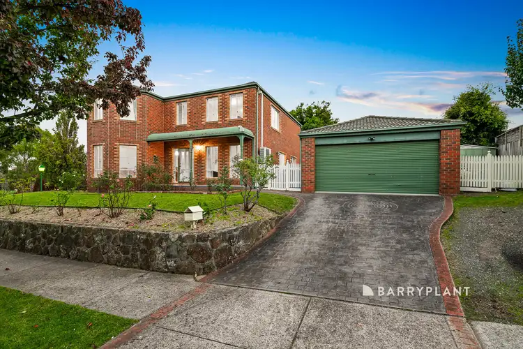 1 Mccubbin Way, Berwick VIC 3806