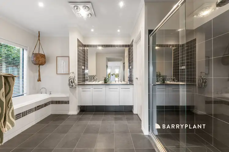 Fifth view of Homely house listing, 9 Ros Way, Berwick VIC 3806