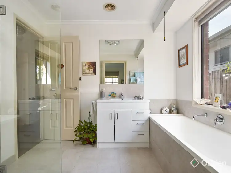 Sixth view of Homely house listing, 15 Rebecca Court, Warragul VIC 3820