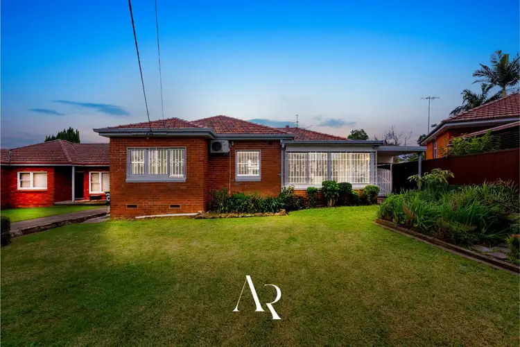 4 Levett Avenue, Beverly Hills NSW 2209