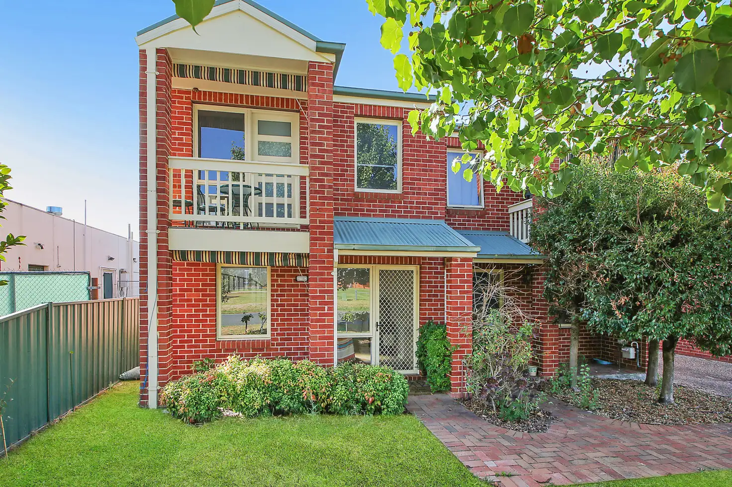 Main view of Homely townhouse listing, 4/550 Kotthoff Street, Lavington NSW 2641