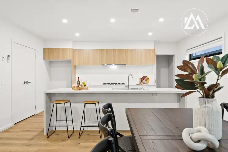 Fifth view of Homely house listing, 3 Korina Court, Langwarrin VIC 3910