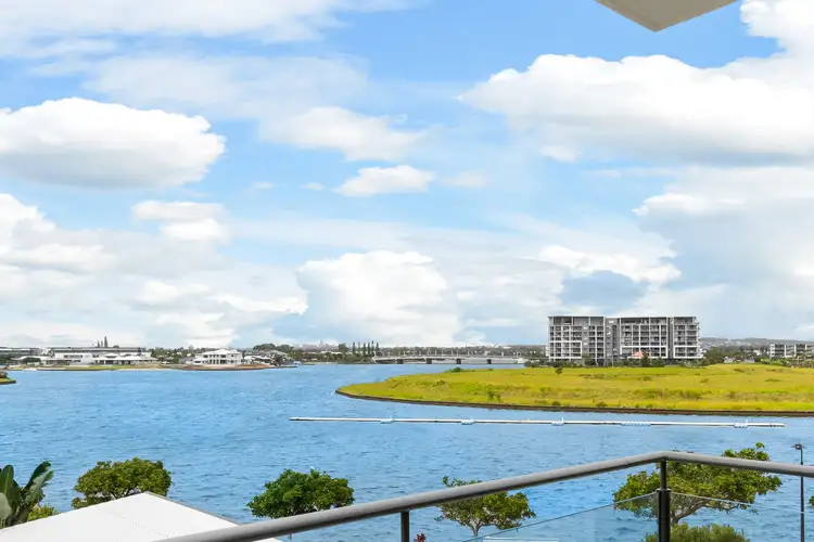321/21 Innovation Parkway, Birtinya QLD 4575
