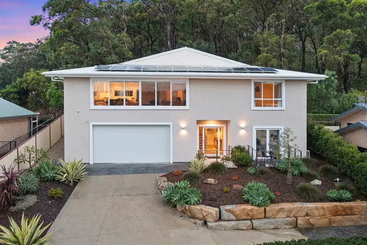 24 Honey Oak Drive