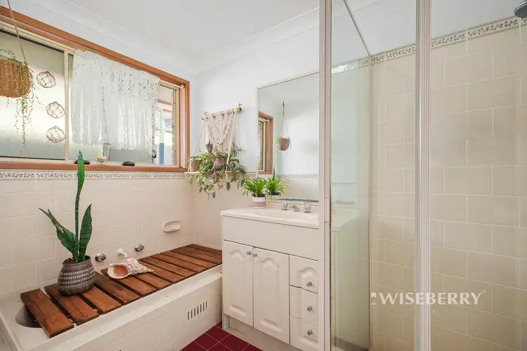 Sixth view of Homely house listing, 10 Sara Jane Close, Kanwal NSW 2259