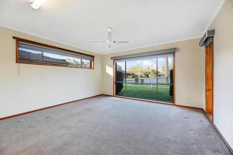 Fourth view of Homely house listing, 3 Stratfield Court, Warragul VIC 3820