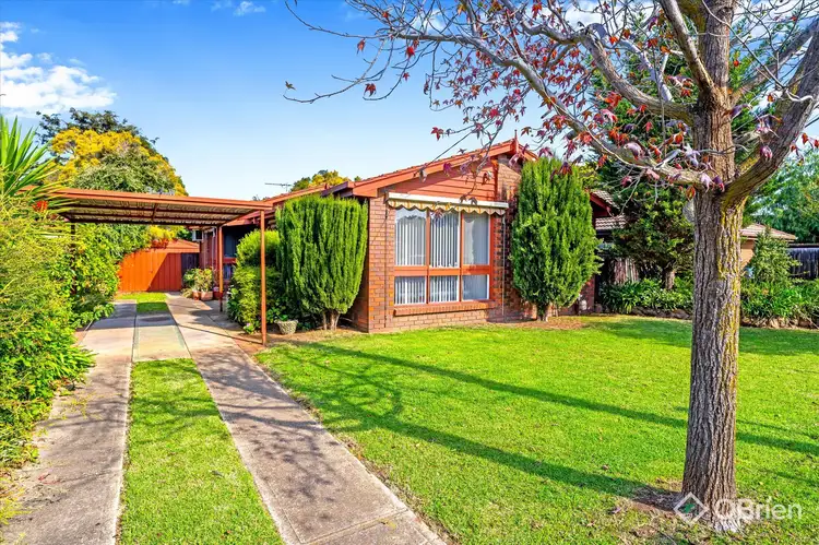 9 Kurrajong Crescent, Melton South VIC 3338