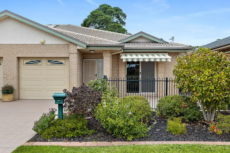 7 Kalbarri Grove, Kanahooka NSW 2530
