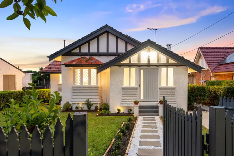 18 Lamette Street, Holland Park QLD 4121