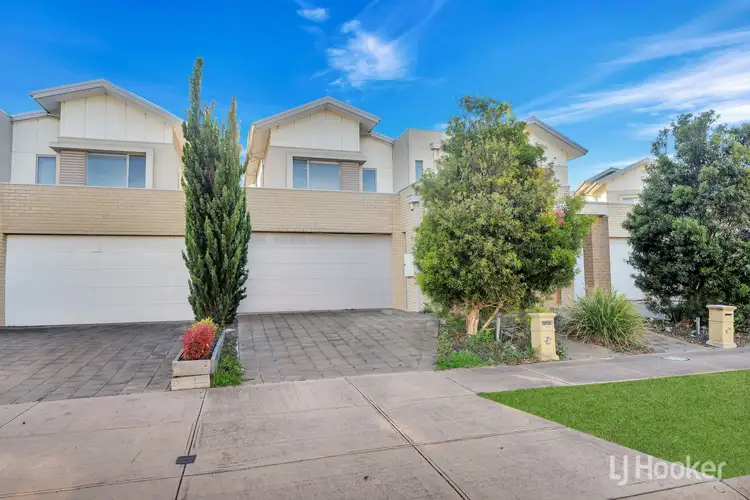 17 Broadbeach Circuit