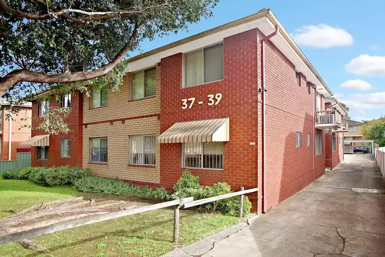 12/37-39 Loch Street, Campsie NSW 2194