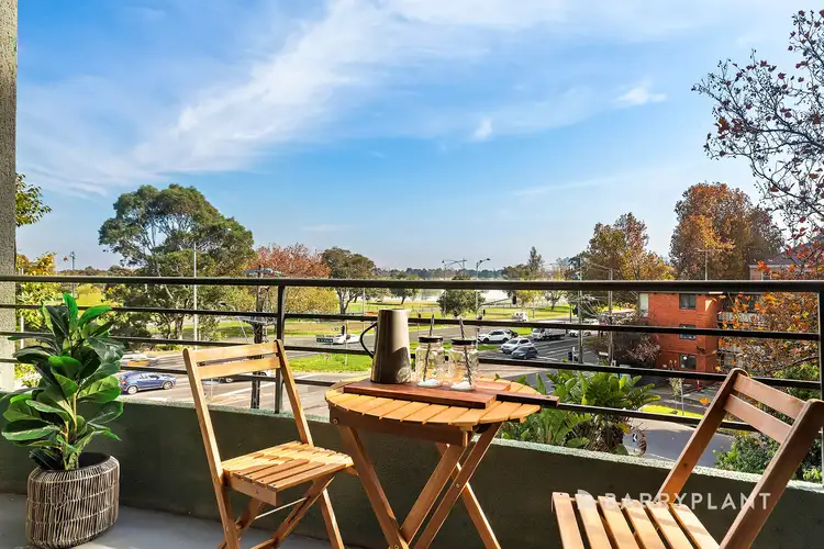 Sixth view of Homely apartment listing, 303/81 Queens Road, Melbourne VIC 3004