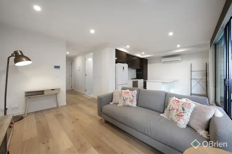 108/730A Centre Road